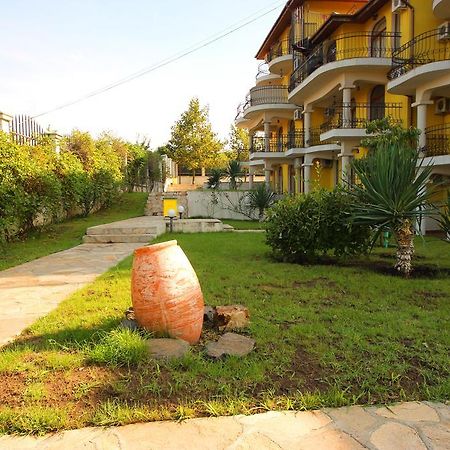 Menada Green Hills Apartments Sozopol Eksteriør billede