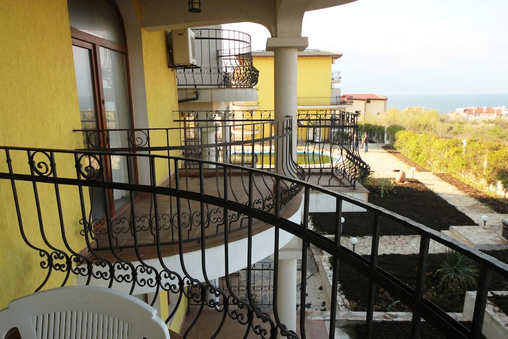 Menada Green Hills Apartments Sozopol Eksteriør billede