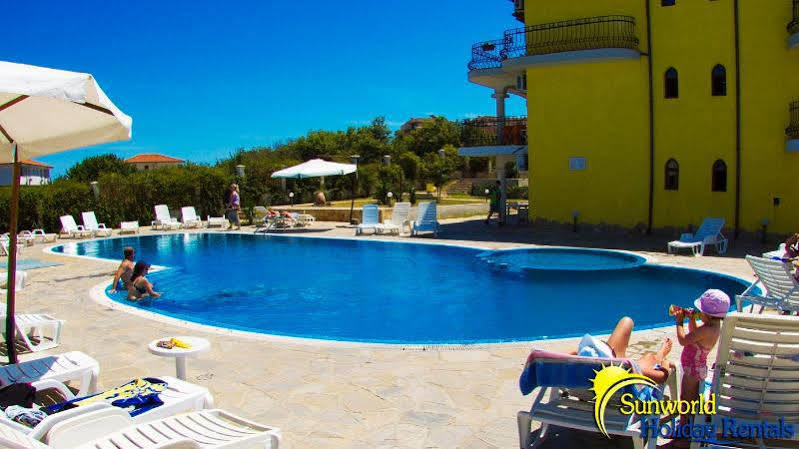 Menada Green Hills Apartments Sozopol Eksteriør billede