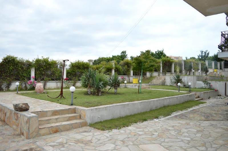 Menada Green Hills Apartments Sozopol Eksteriør billede