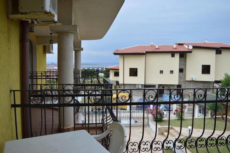 Menada Green Hills Apartments Sozopol Eksteriør billede