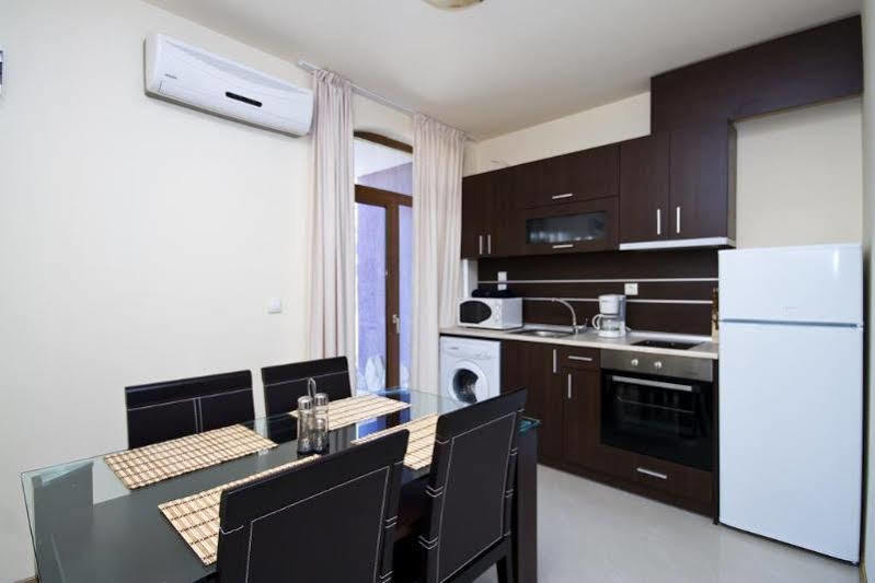 Menada Green Hills Apartments Sozopol Eksteriør billede